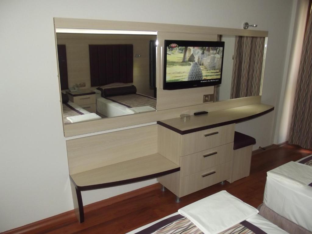 Bronze Hotel Gümbet Rom bilde