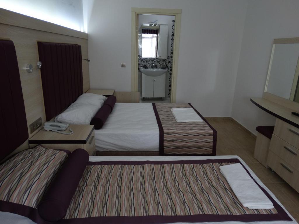 Bronze Hotel Gümbet Rom bilde